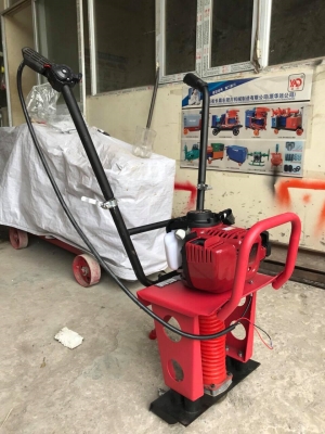Máy Đầm Thước 4m Động cơ Honda GX35